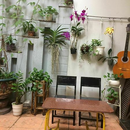 Drop By Saigon Guesthouse ホーチミン市 エクステリア 写真